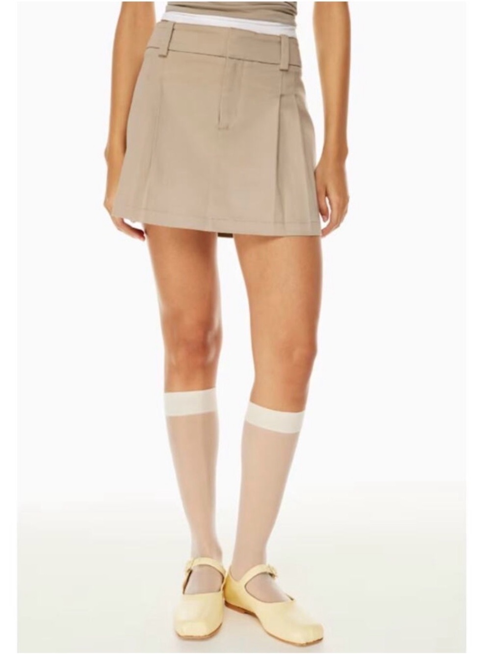 Aritzia Sunday Best Rider Pleated Micro Mini Skirt Humus Beige Size 4